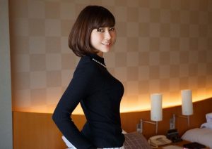 【相葉菜々子】”あっ…硬い…凄く…硬い…”  浮気セックスに胸ときめかせてホテル不倫、夫とは絶対にしない目隠し、電マ、バイブプレイで仰け反り絶頂する３２歳人妻