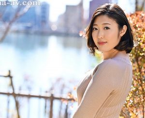 【水野朝陽】お色気フェロモンむんむんのムチピチワンピースの巨乳妻が、幼馴染と帰省浮気セックス  ”イヤらしい私を、もっとイジメて～中に出してぇーーー”